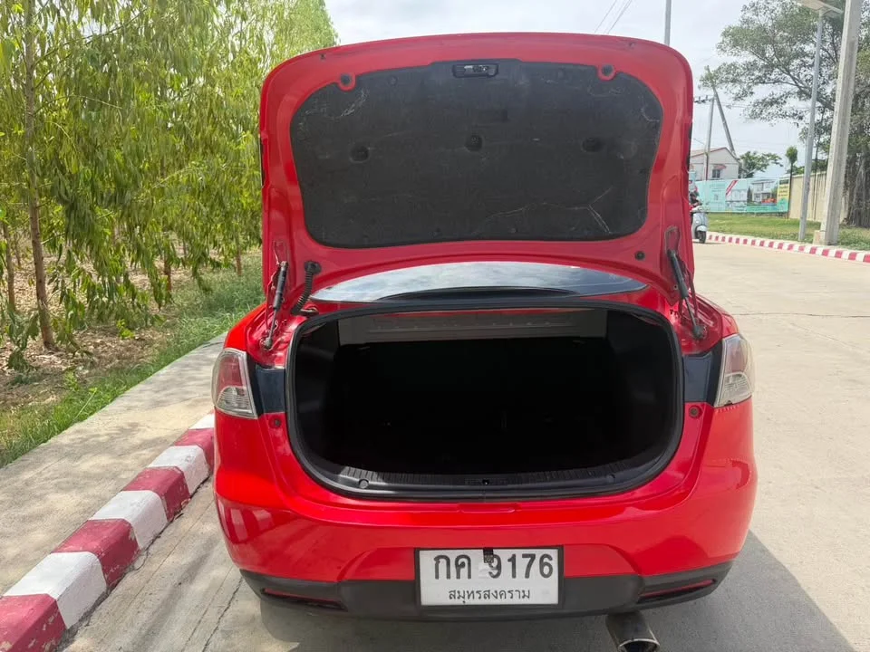 2012 Mazda 2 II 3