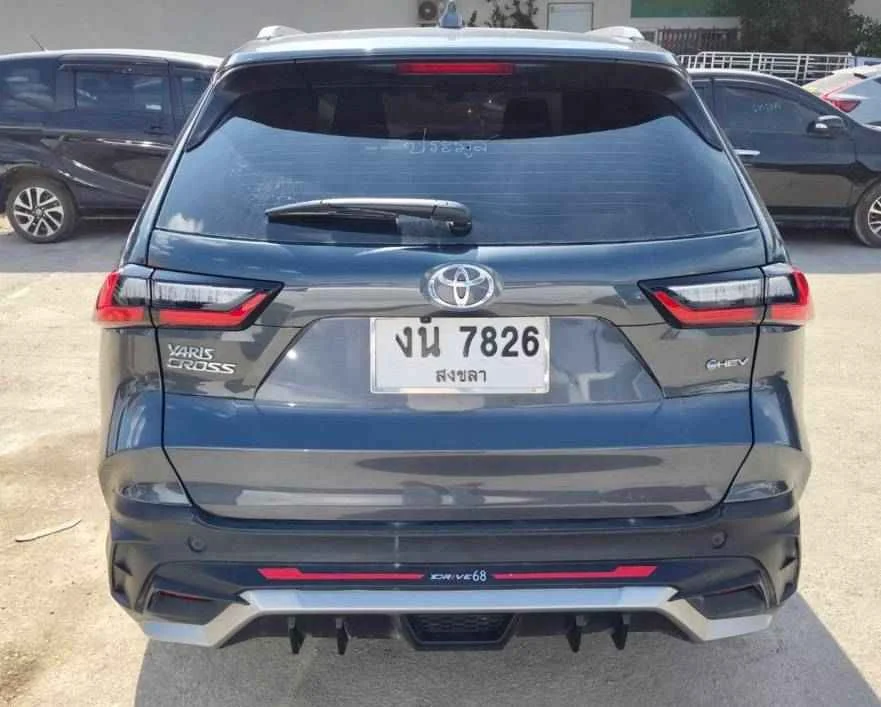 2024 Toyota Yaris Cross AC200 3