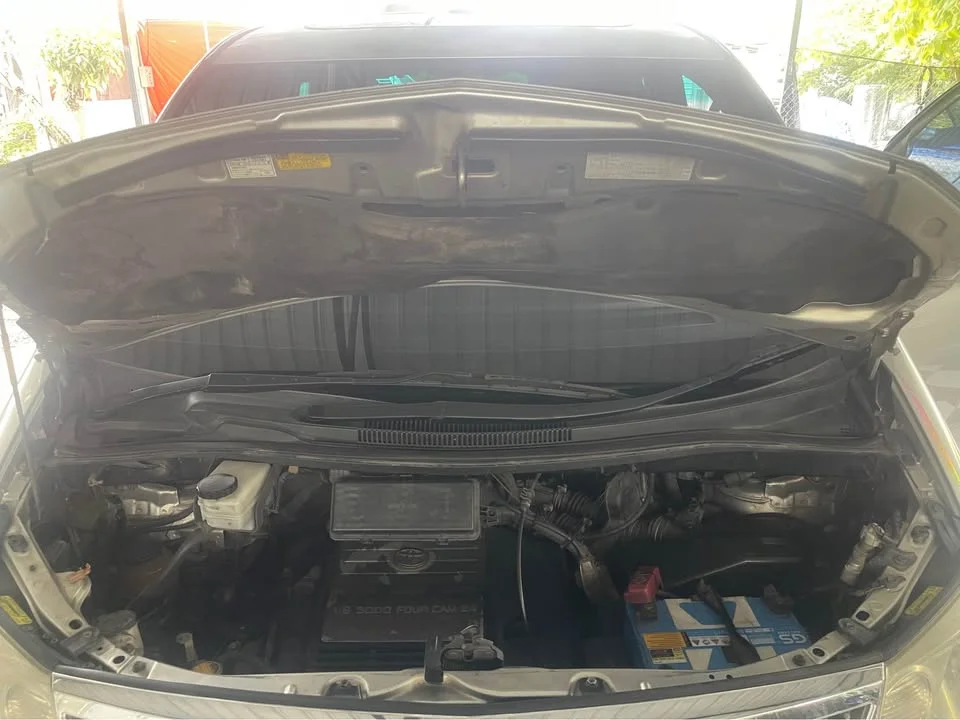 2004 Toyota Alphard, Vellfire I (AH10) 3