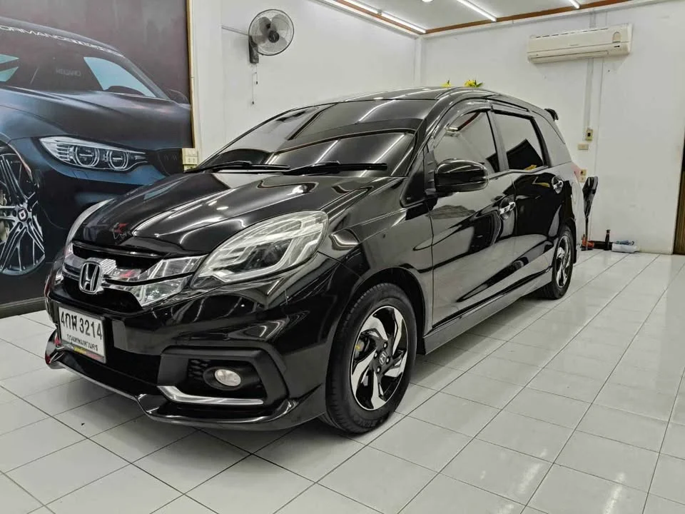 2015 Honda Mobilio II 2