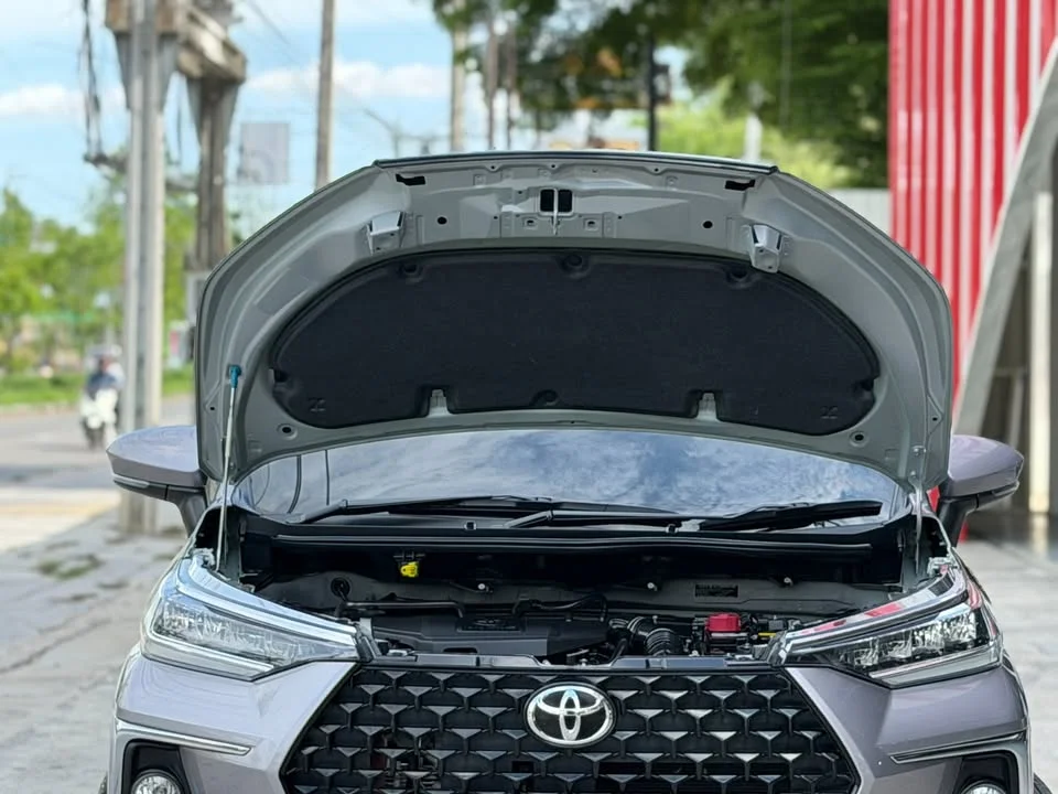 2022 Toyota Veloz III 2
