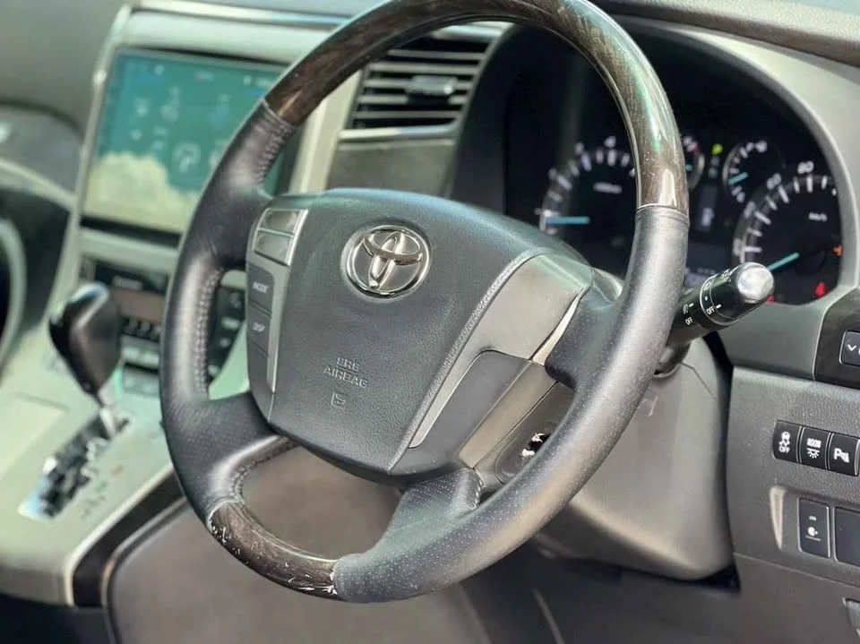 2012 Toyota Alphard, Vellfire II (AH20) 2