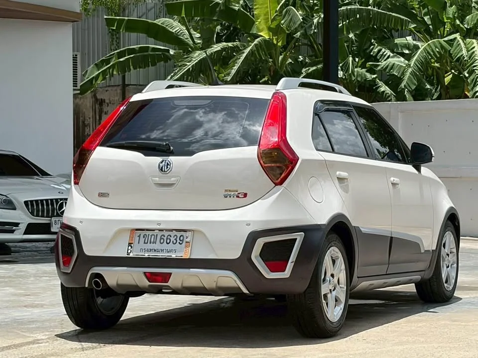 2015 MG 3 II 3