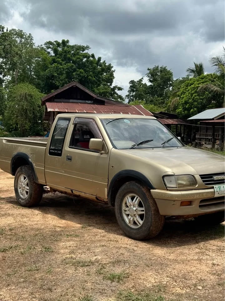Isuzu Faster Dragon Eyes III 2