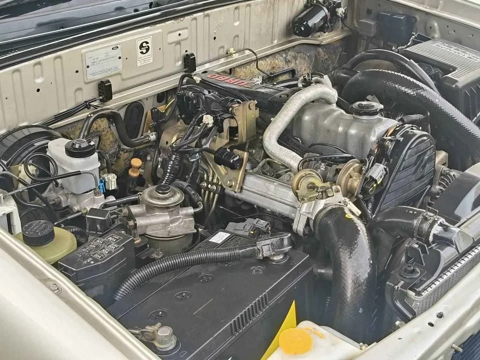 2005 Ford Everest I 3