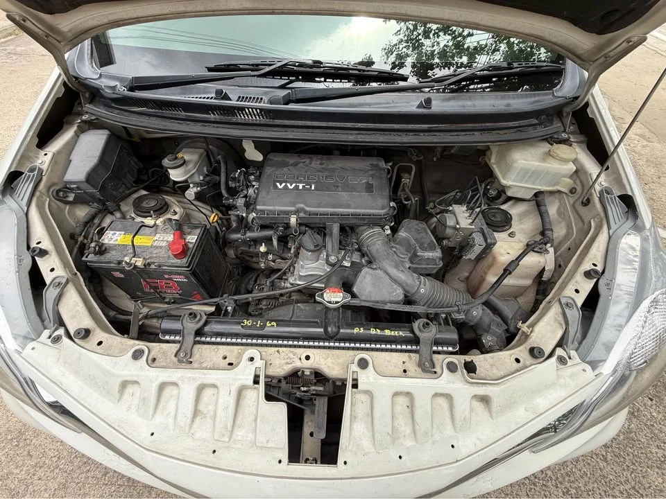 2013 Toyota Avanza II 3