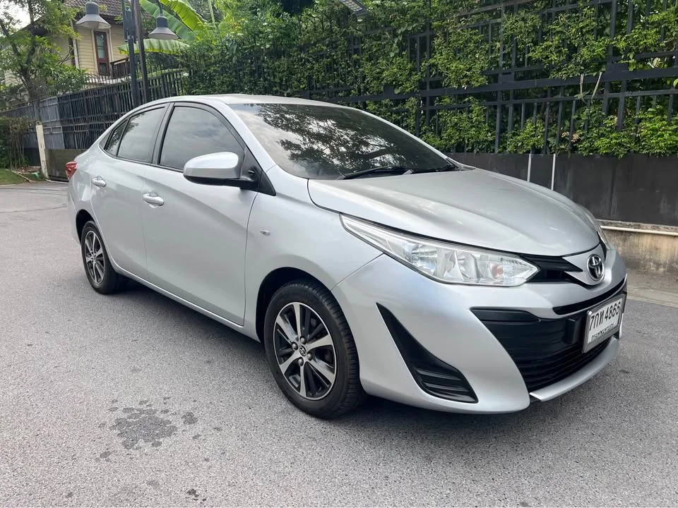 2018 Toyota Yaris ATIV III 2
