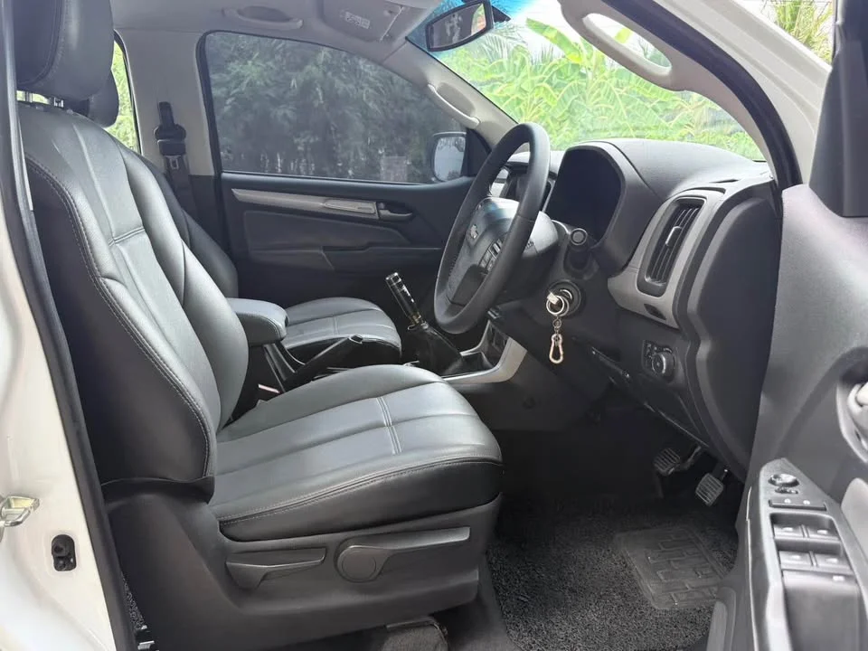 2016 Chevrolet Colorado II 2