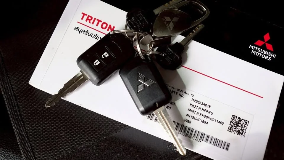 2022 Mitsubishi Triton V 3