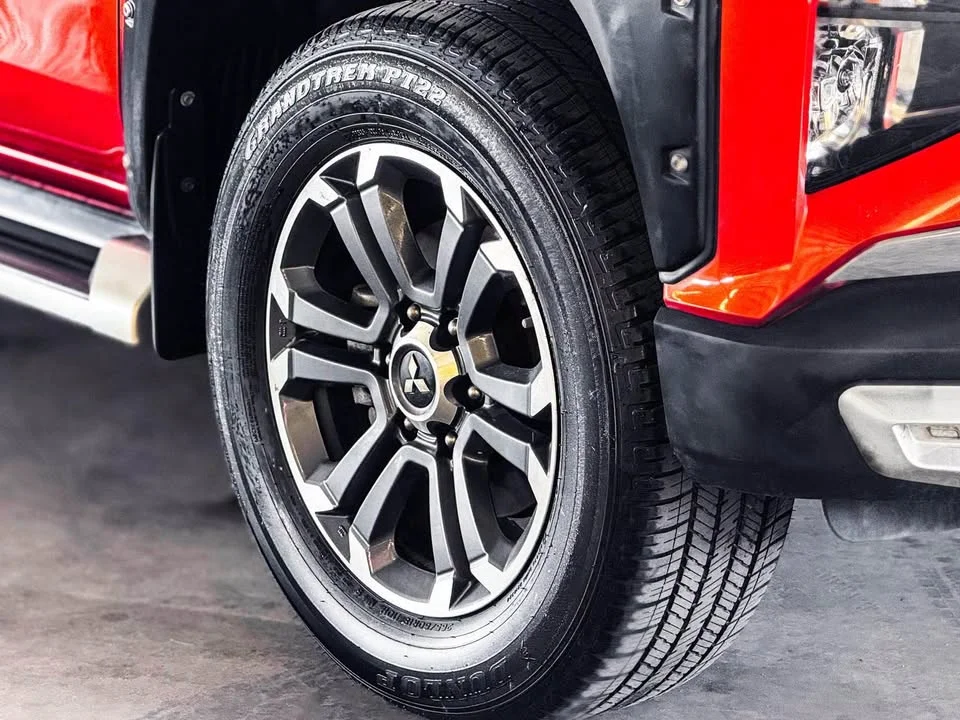 2019 Mitsubishi Triton V 3