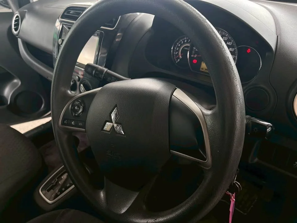 2016 Mitsubishi Mirage VI 2