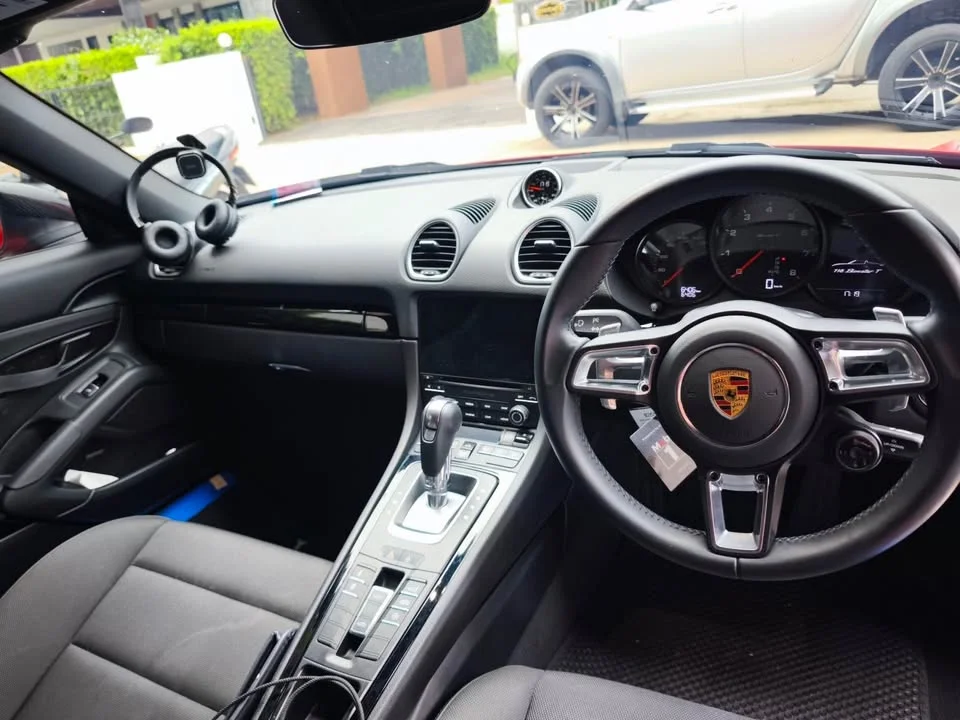 2022 Porsche 718 Boxster and Cayman IV 2