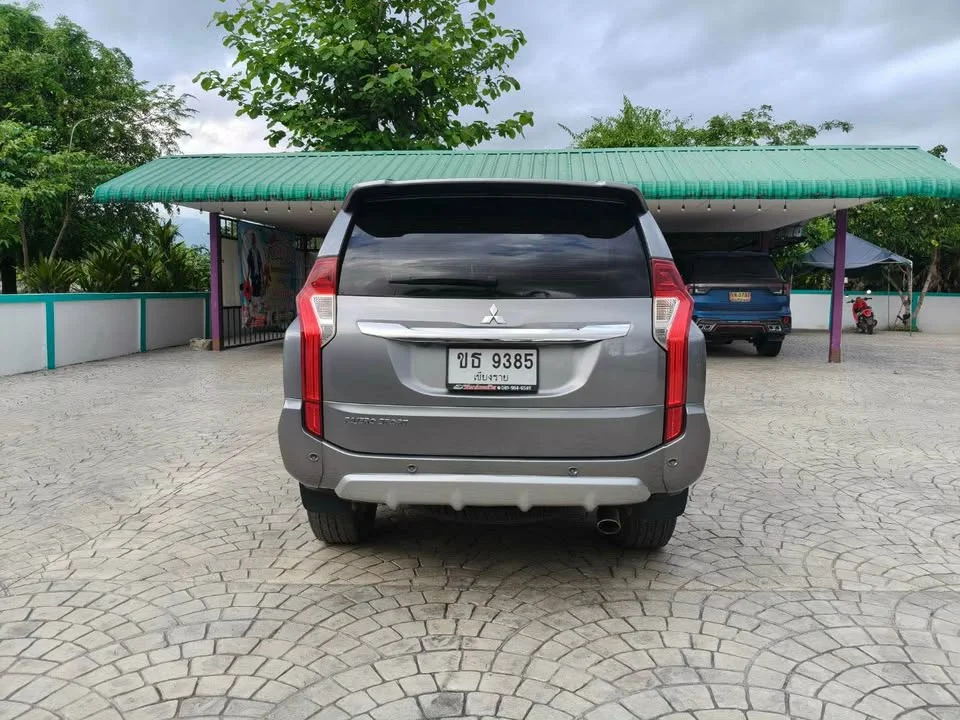 2016 Mitsubishi Pajero Sport III 2