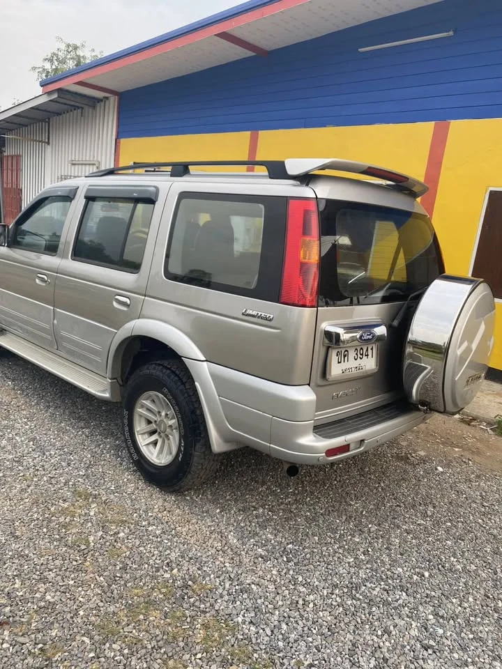 Ford Everest I 3