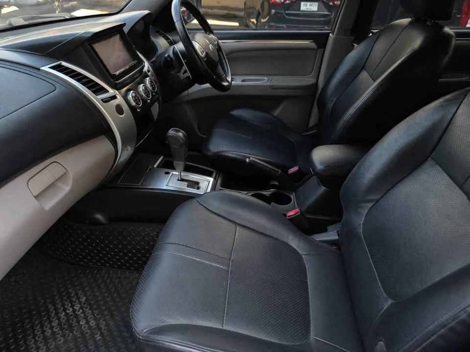 2014 Mitsubishi Pajero Sport II 2