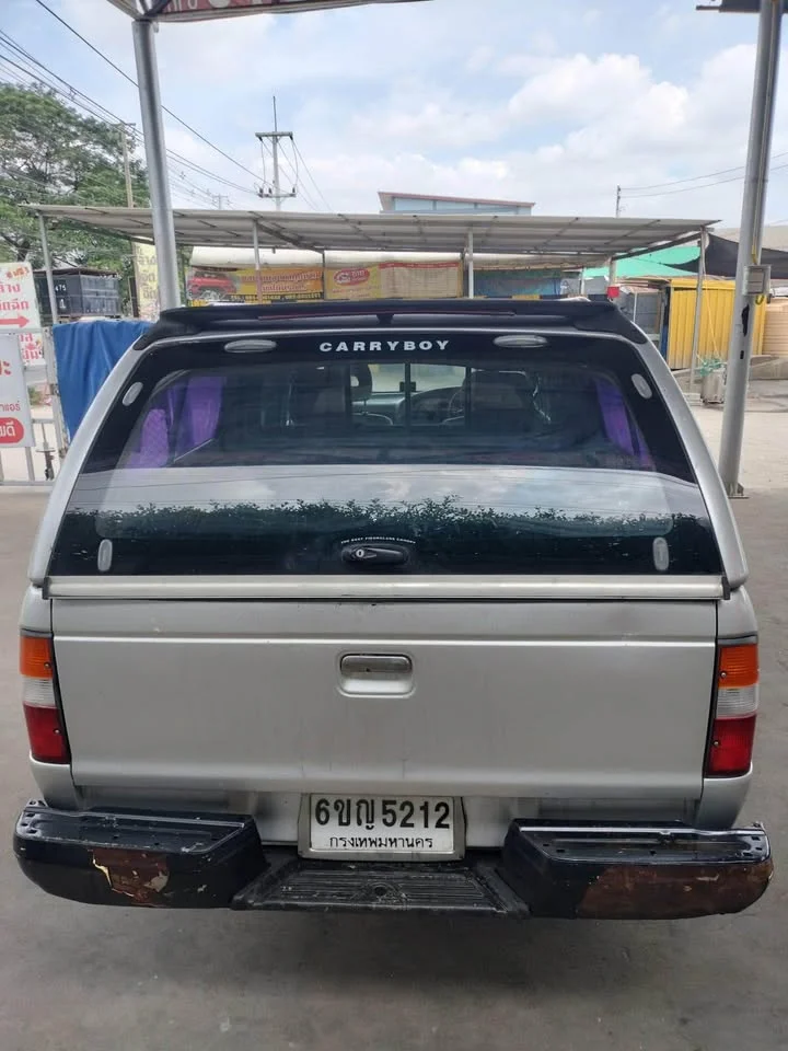 2001 Mazda 2500 Fighter V 3