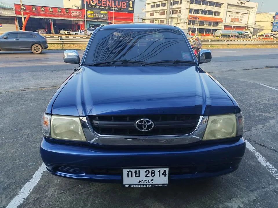 2003 Toyota Hilux Tiger VI 3