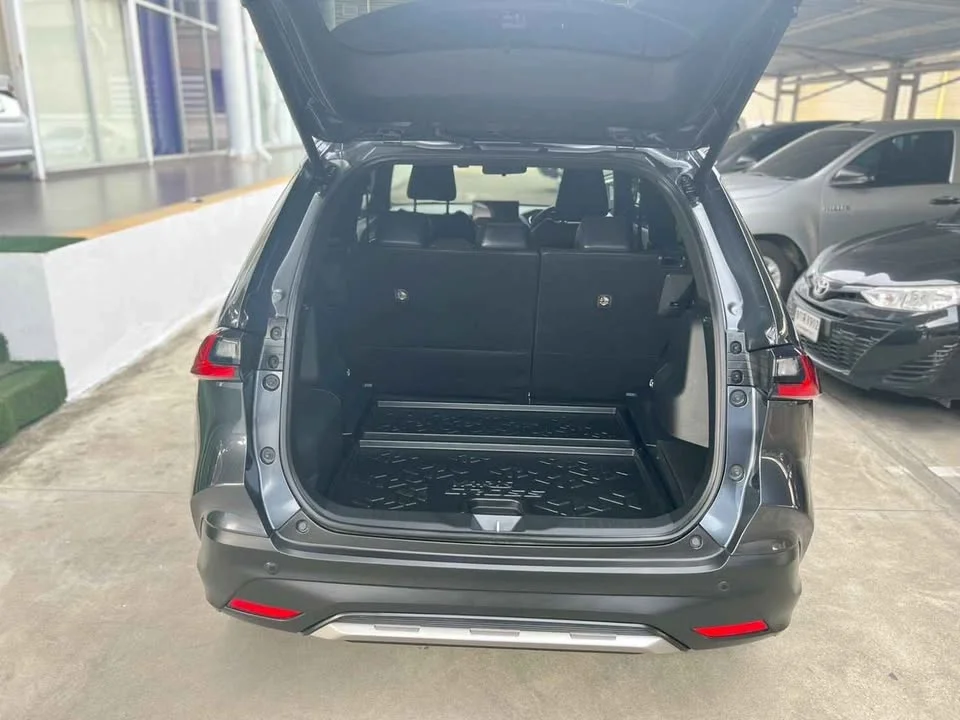 2024 Toyota Yaris Cross AC200 3