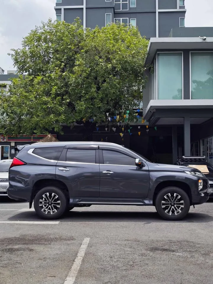 2023 Mitsubishi Pajero Sport III 3