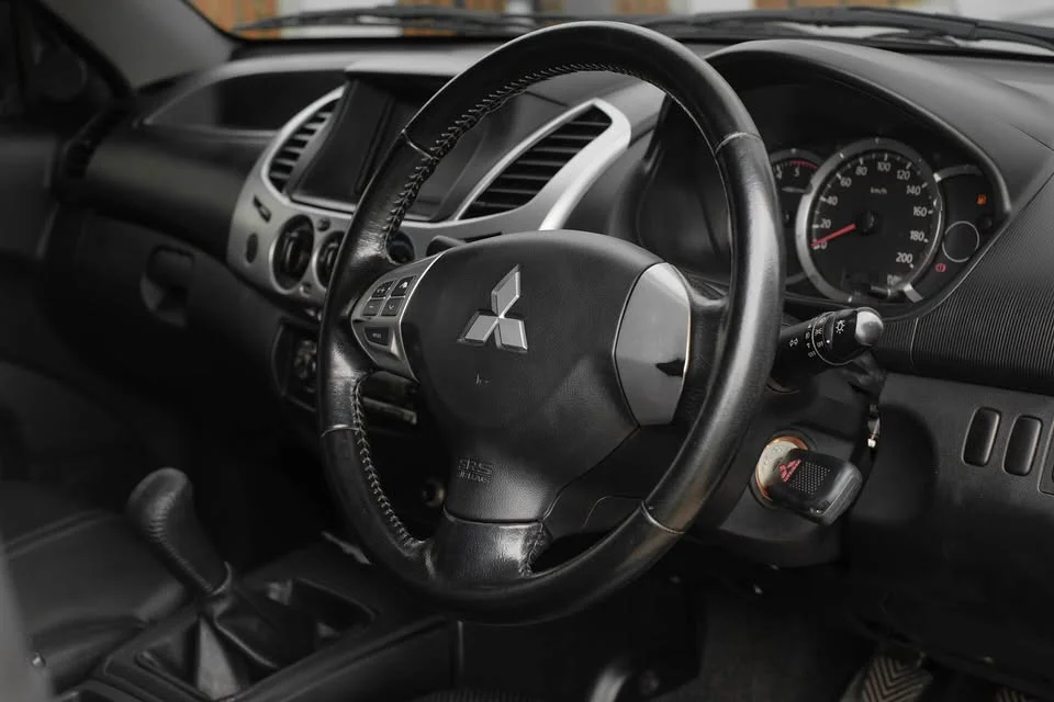 2014 Mitsubishi Triton IV 2