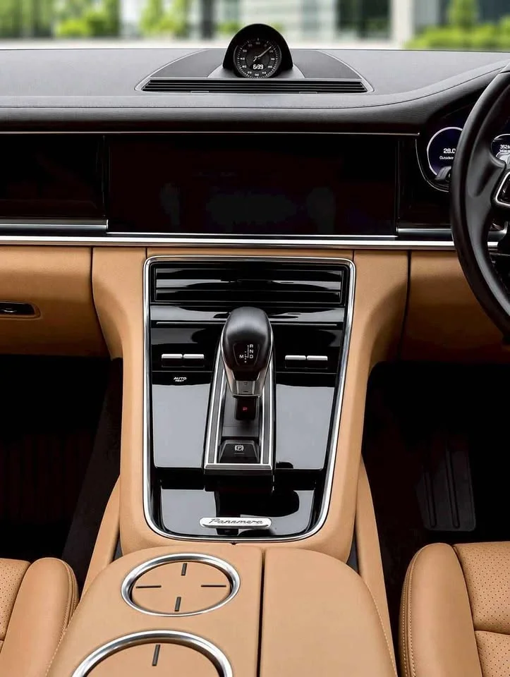 2021 Porsche Panamera II 3