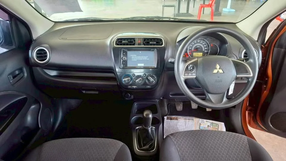 2016 Mitsubishi Mirage VI 2