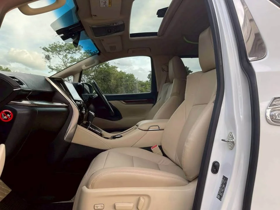 2015 Toyota Alphard, Vellfire III (AH30) 3