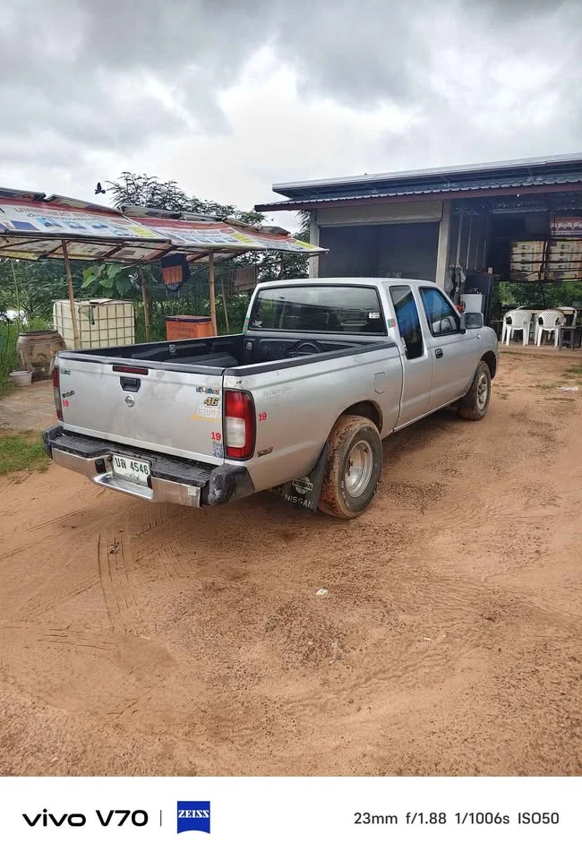 2005 Nissan Frontier I 2