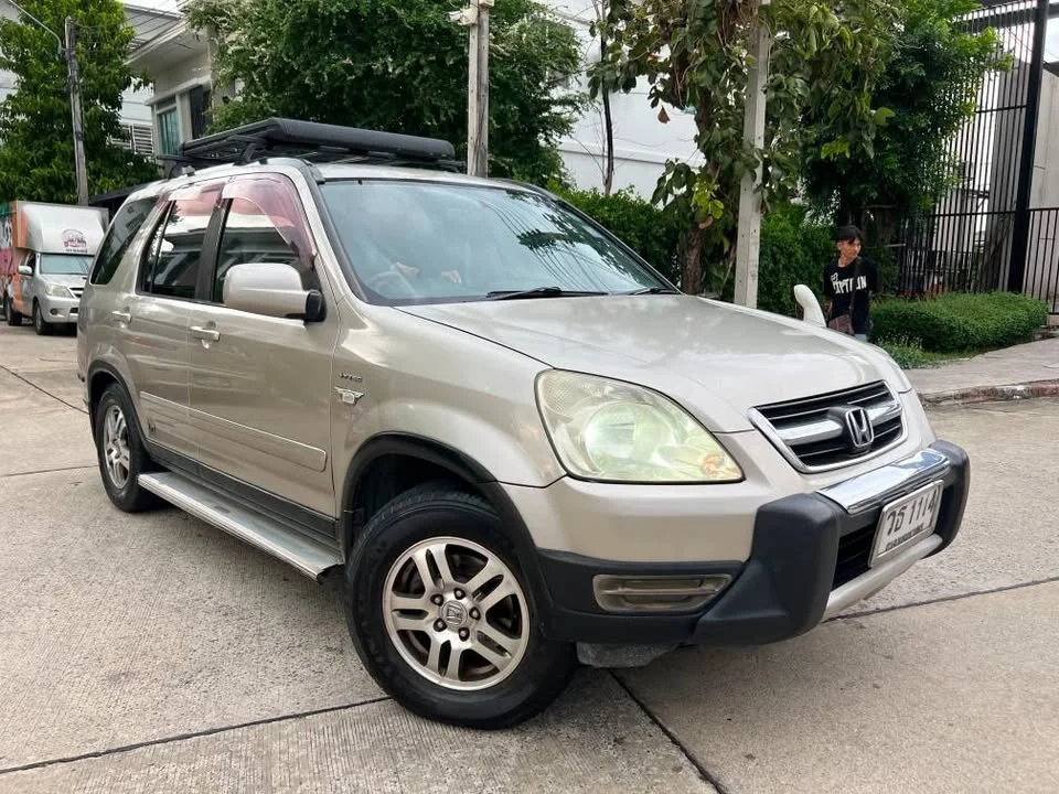 2002 Honda CR-V II 3