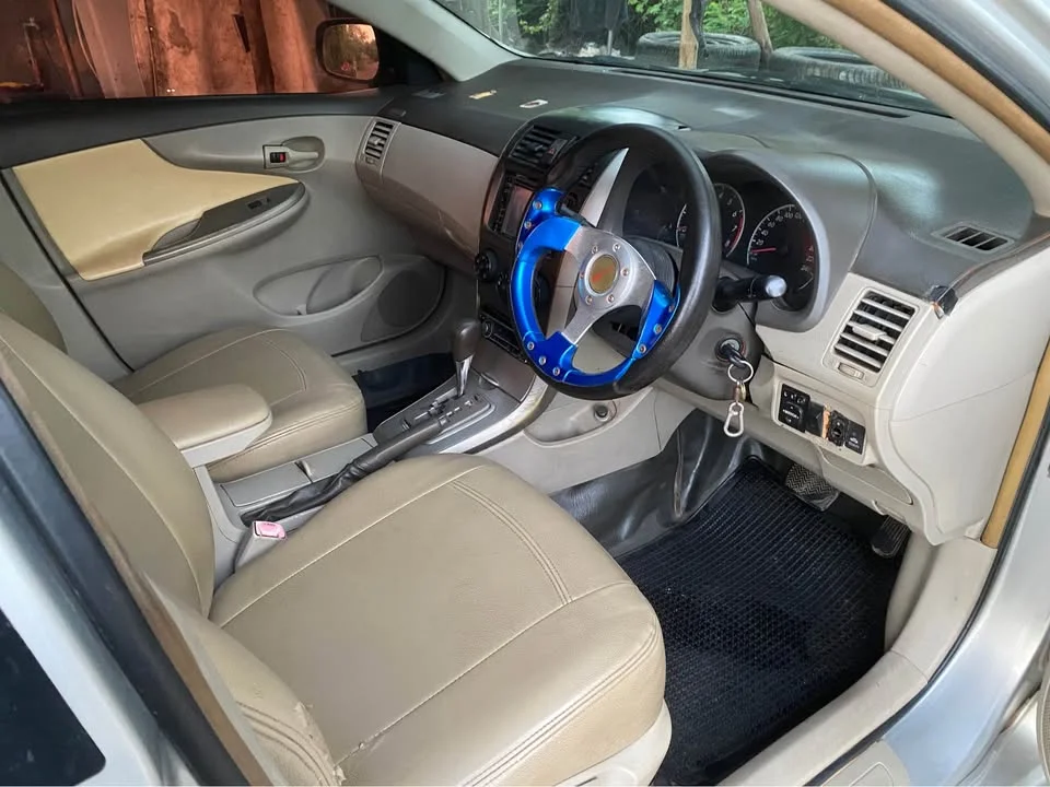 2009 Toyota Corolla Altis X (E140) 3