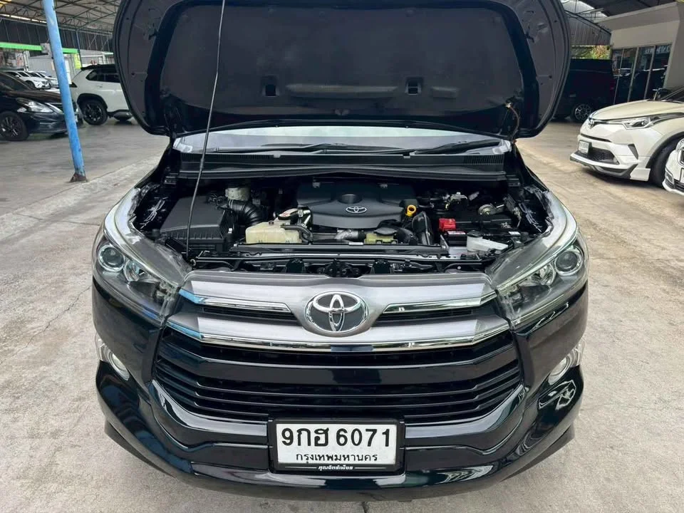 2020 Toyota Innova II 2