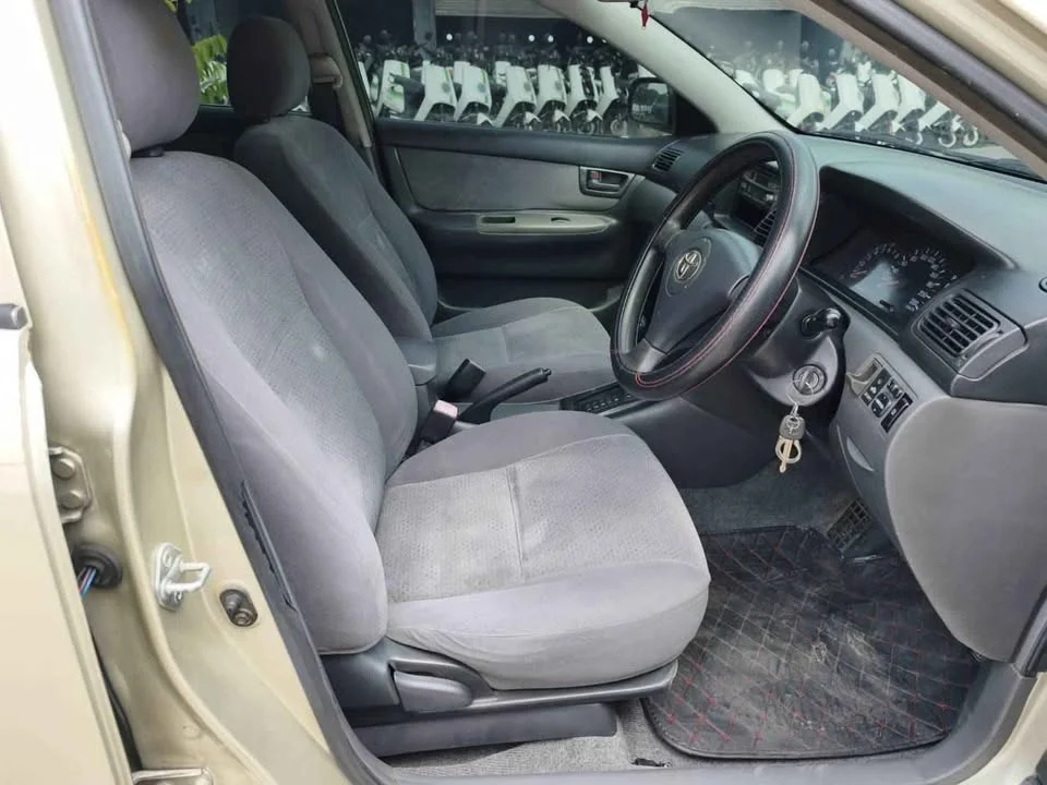 2004 Toyota Corolla Altis IX (E120) 3