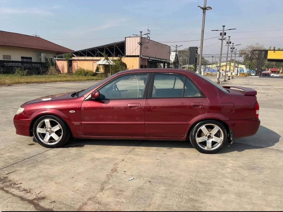 2003 Mazda 323 VIII 3