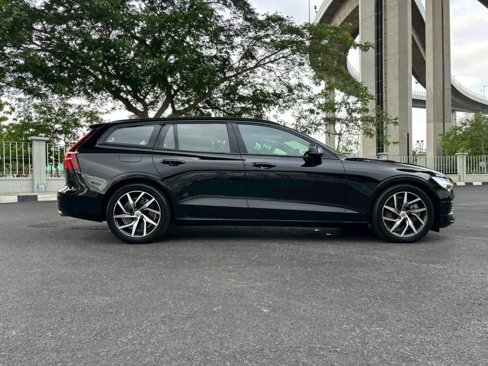 2020 Volvo V60 II 2