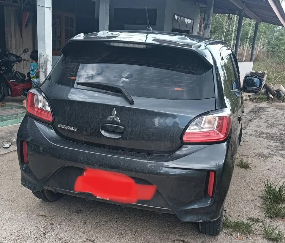 2023 Mitsubishi Mirage VI 3