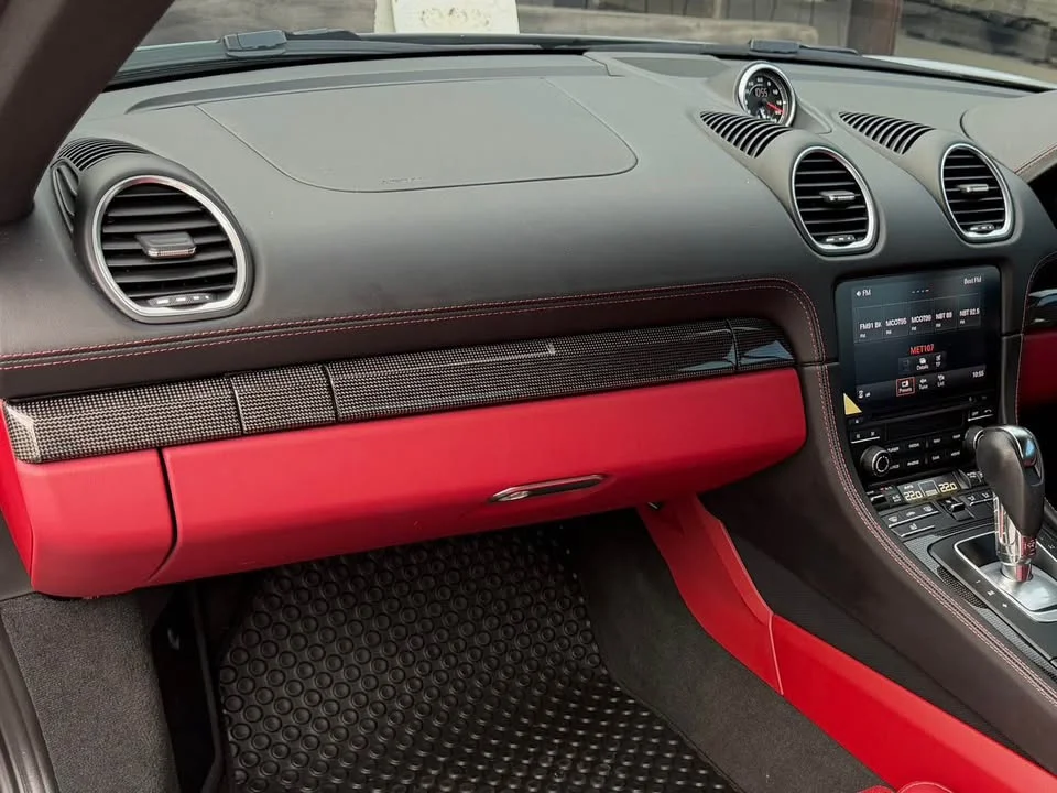 2024 Porsche 718 Boxster and Cayman IV 3