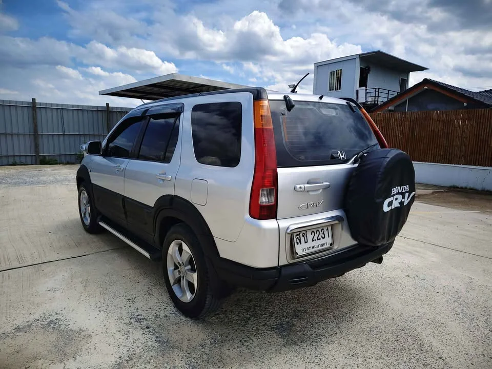 2002 Honda CR-V II 3
