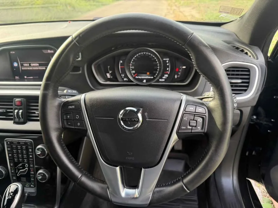 2018 Volvo V40 II 3