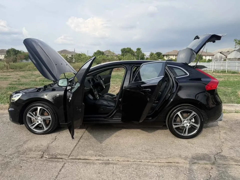 2018 Volvo V40 II 2