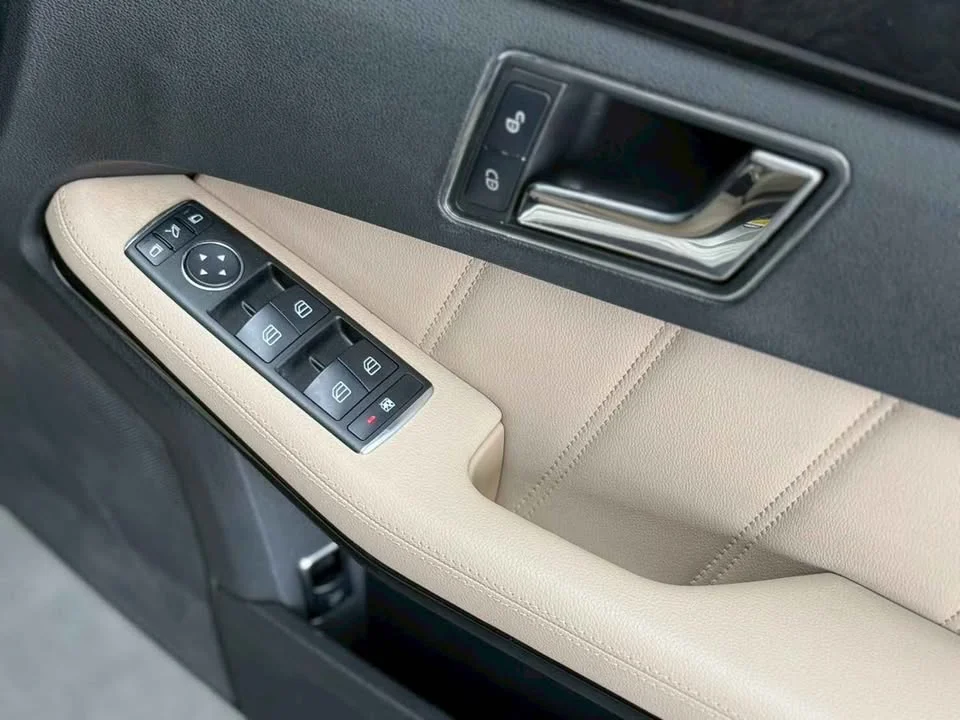 2011 Benz E-Class W212 2
