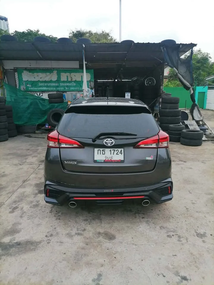 2021 Toyota Yaris III 2