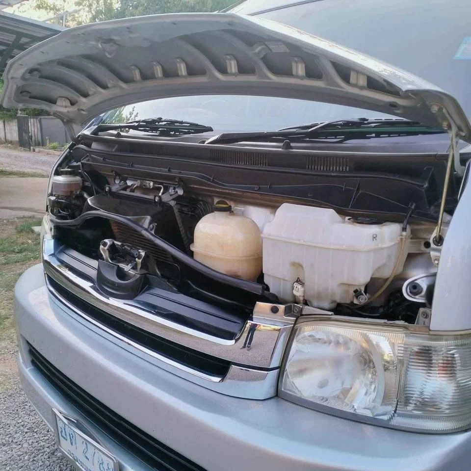 2009 Toyota Commuter V (H200) 2