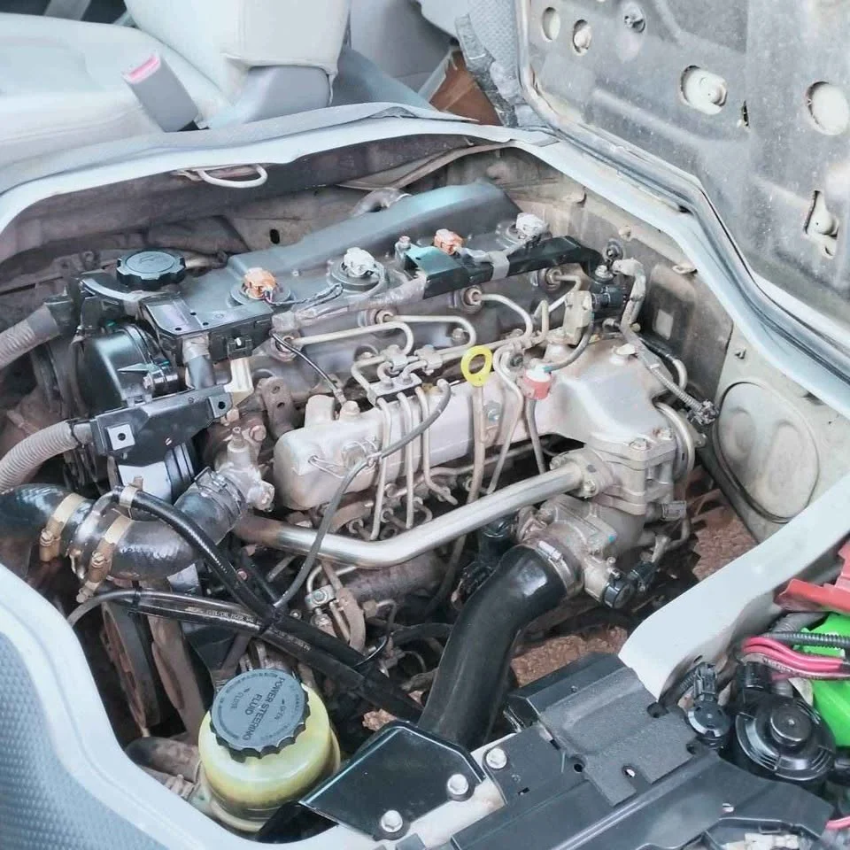 2009 Toyota Commuter V (H200) 3