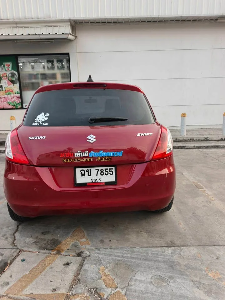 2013 Suzuki Swift II 3