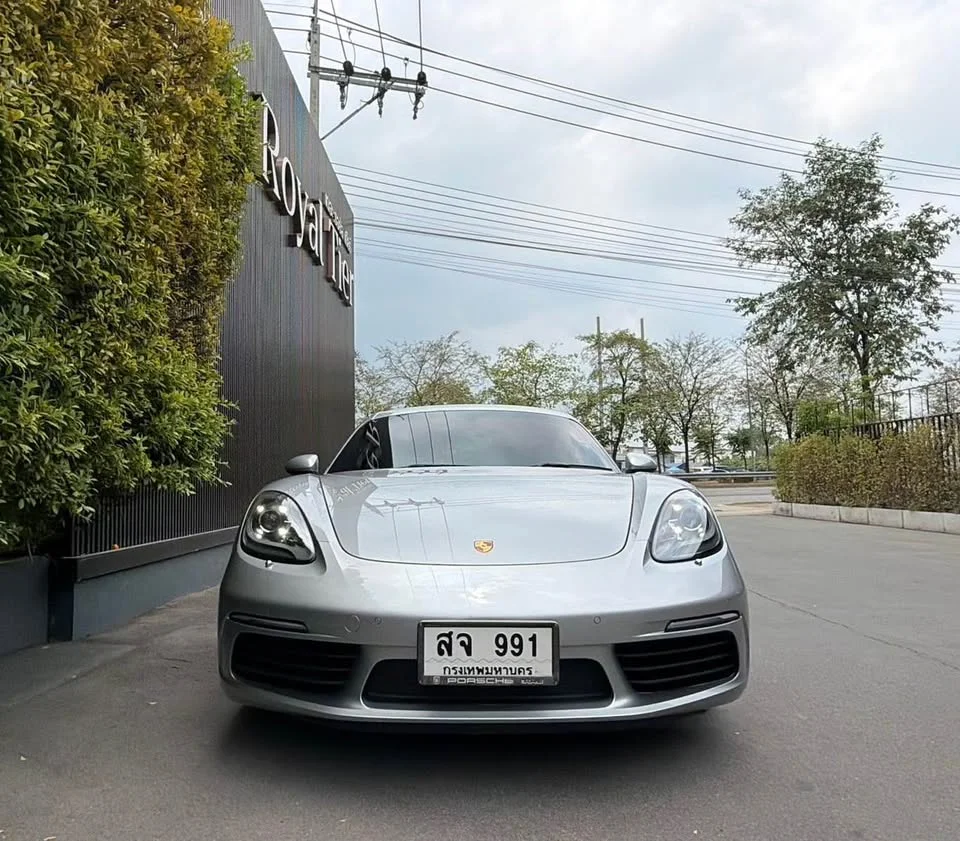 2019 Porsche 718 Boxster and Cayman IV 3