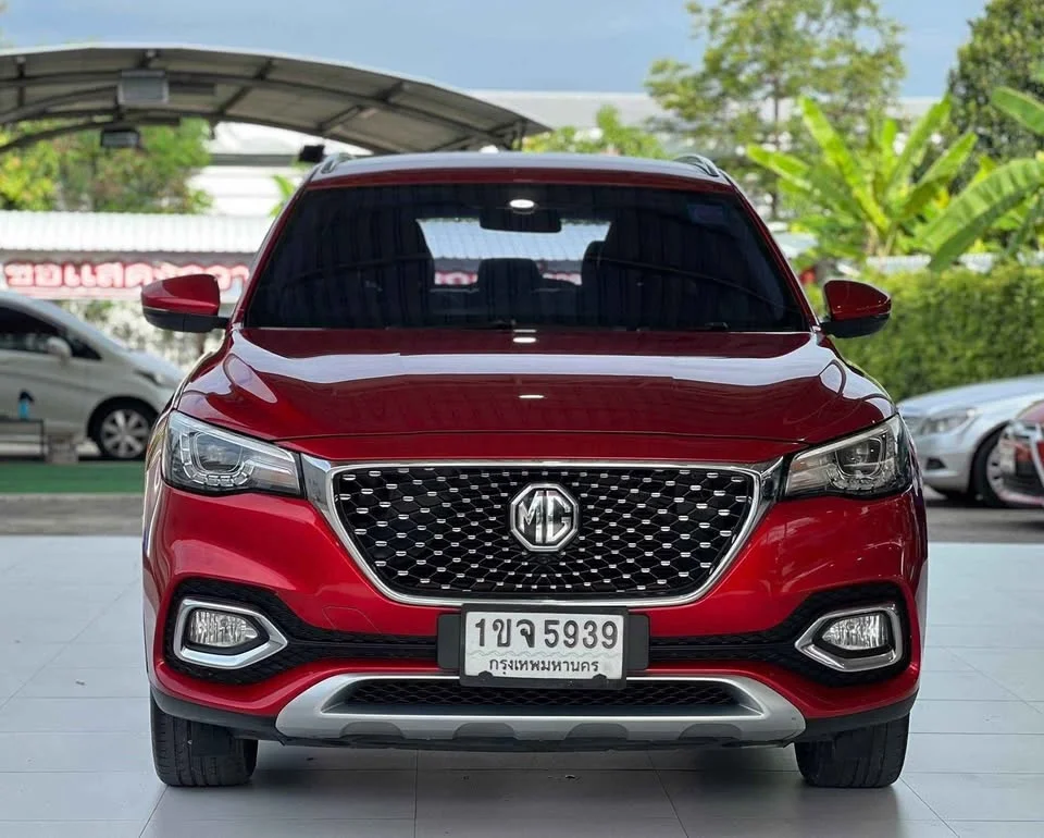 2019 MG HS 3