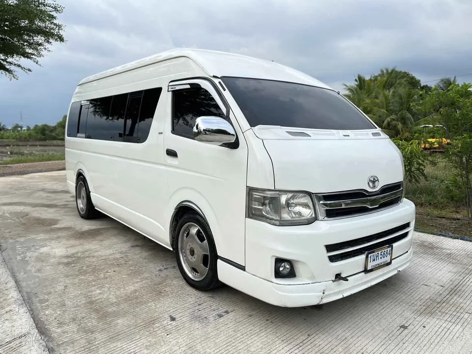 2008 Toyota Commuter V (H200) 2