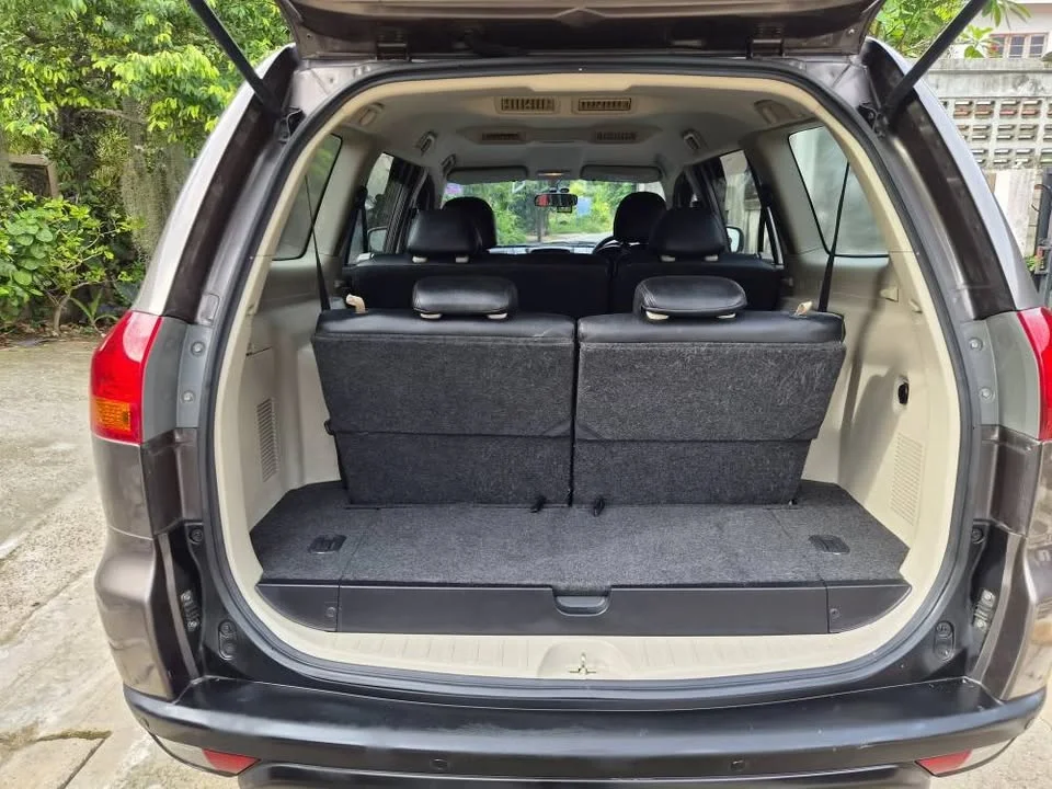 2012 Mitsubishi Pajero Sport II 2