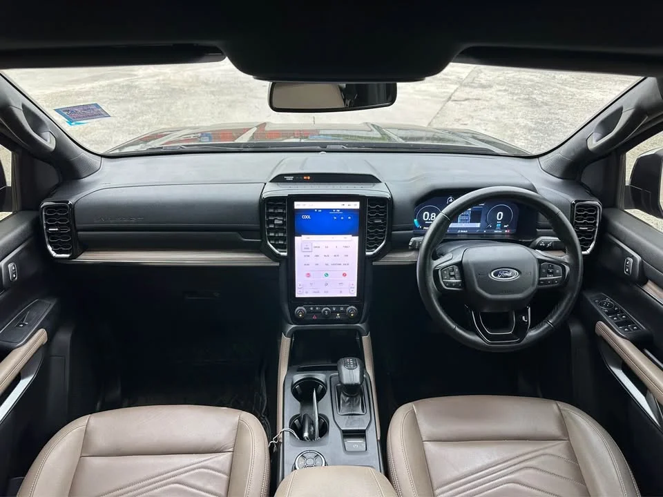 2022 Ford Everest III 2