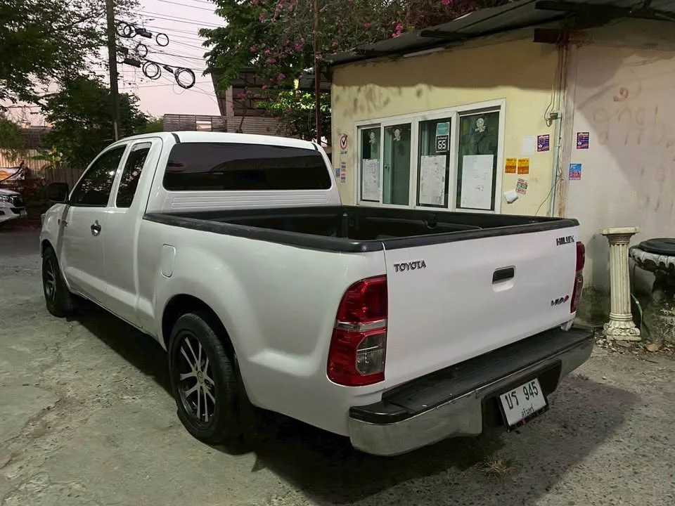 2014 Toyota Hilux VII 2